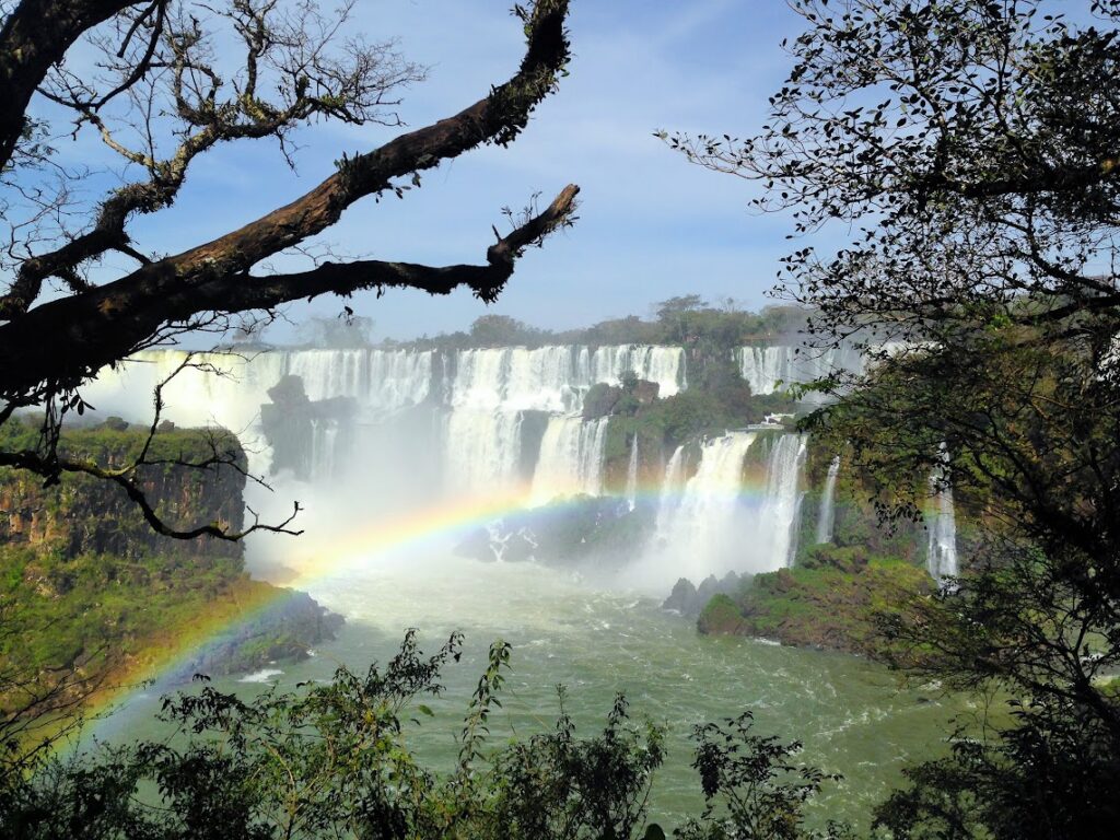Arc-en-ciel chutes Iguazu Argentine