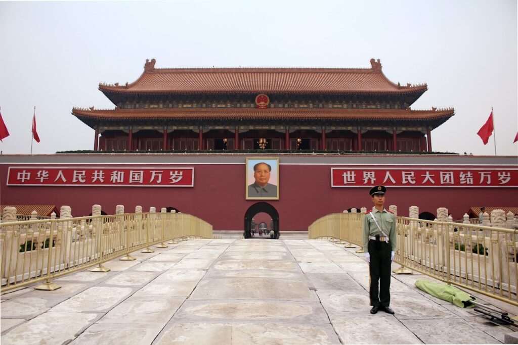 Visiter Pékin en 4 jours - Place Tian'anmen et entrée de la Cité Interdite